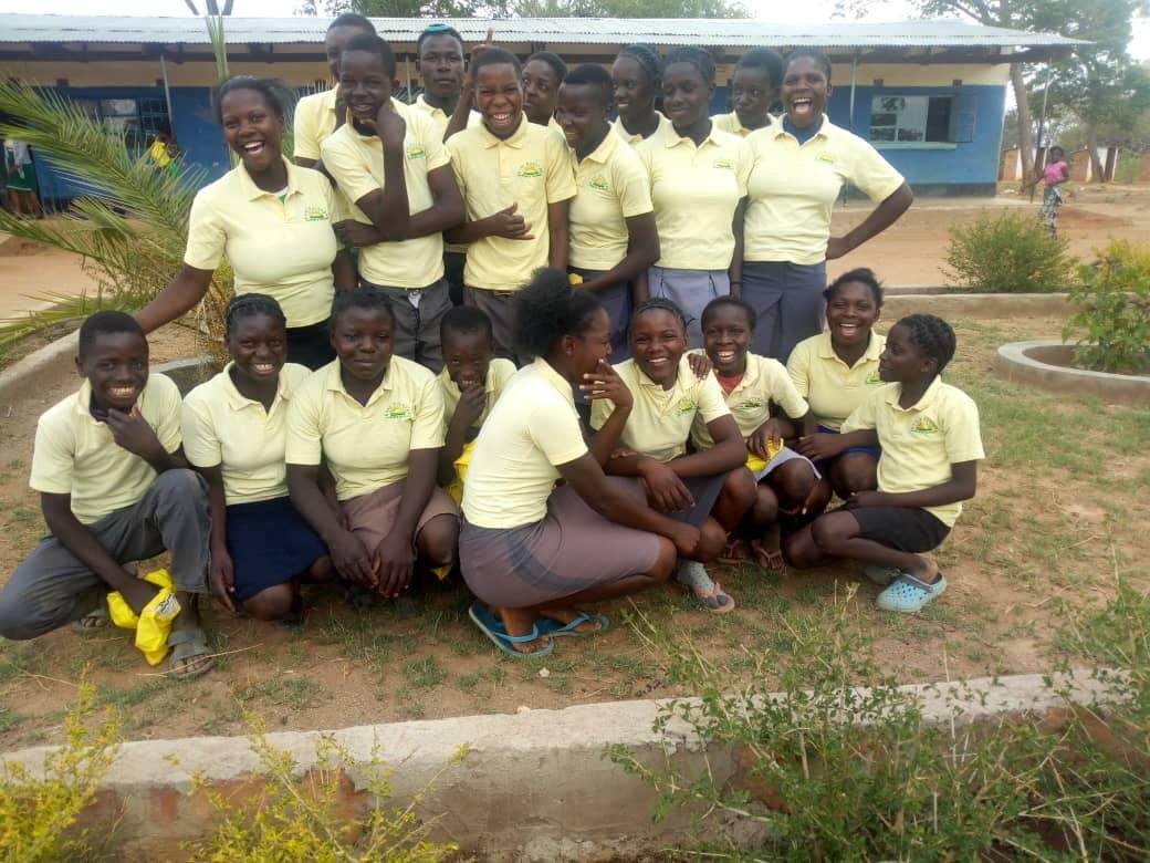 Community members of Simooya working together on a Chibozu Community Trust project